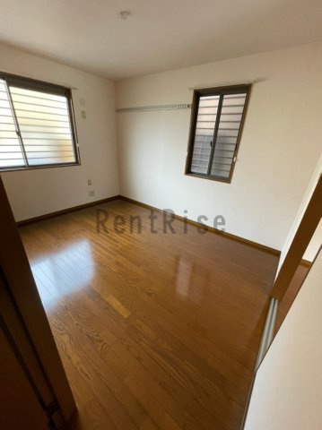 エレガンス シンワ Ｂの居間・リビング