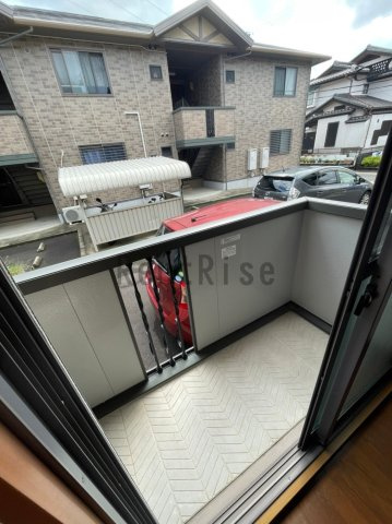 エレガンス シンワ Ｂのバルコニー