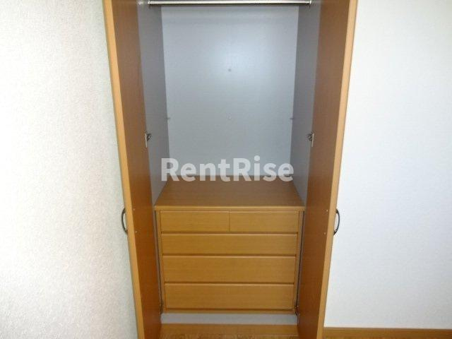 エトアール ヴィラ|クローゼット（北洋間）(イメージ)