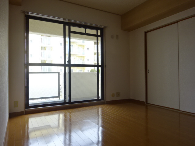 コーポ大津和の寝室