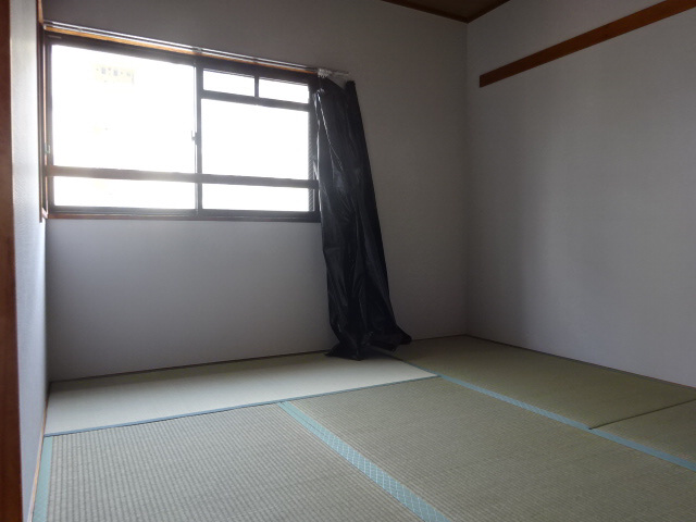 コーポ大津和の和室