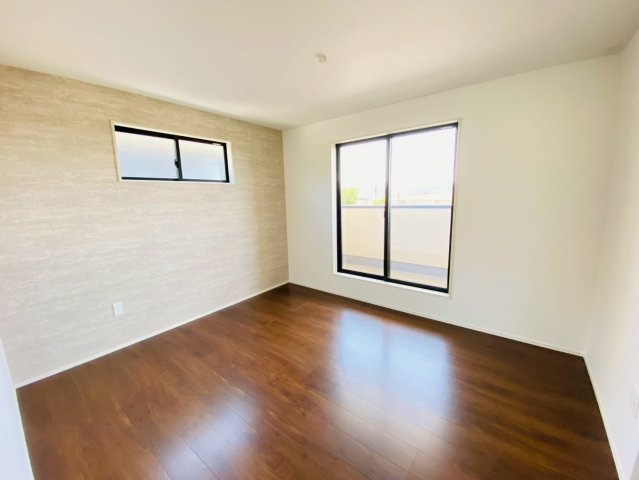 よかタウン／菊池郡大津町室11期／２号棟の洋室