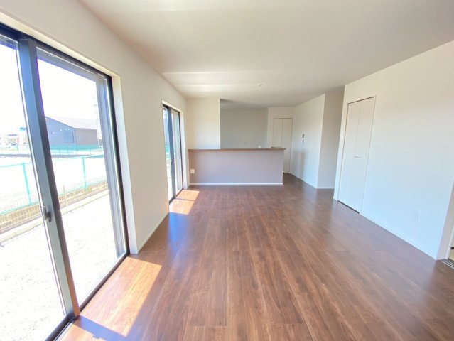 よかタウン／菊池郡大津町室11期／２号棟の居間・リビング