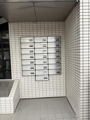 【エントランス】 | ナイスアーバン川口