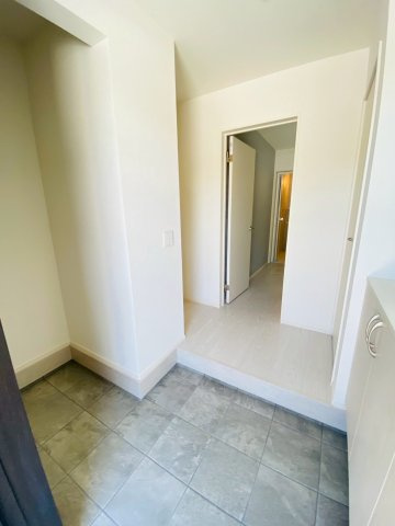 よかタウン／菊池郡大津町室11期／４号棟の玄関