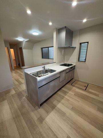 日置荘原寺町　戸建のキッチン