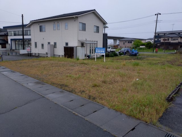 南アルプス市野牛島39坪売地