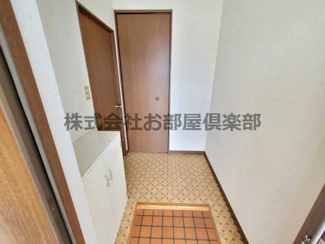 グリーンパーク国分 Bの玄関|ゆったりとした玄関です