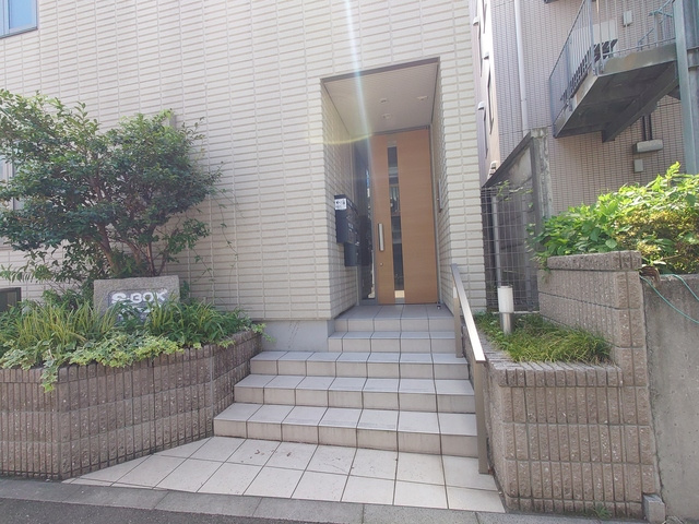 S-BOXのエントランス