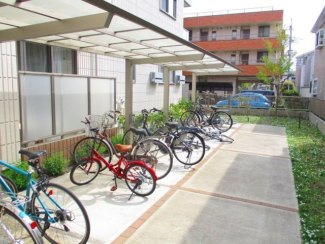 コンフォール常盤平の駐車場|★駐輪場★