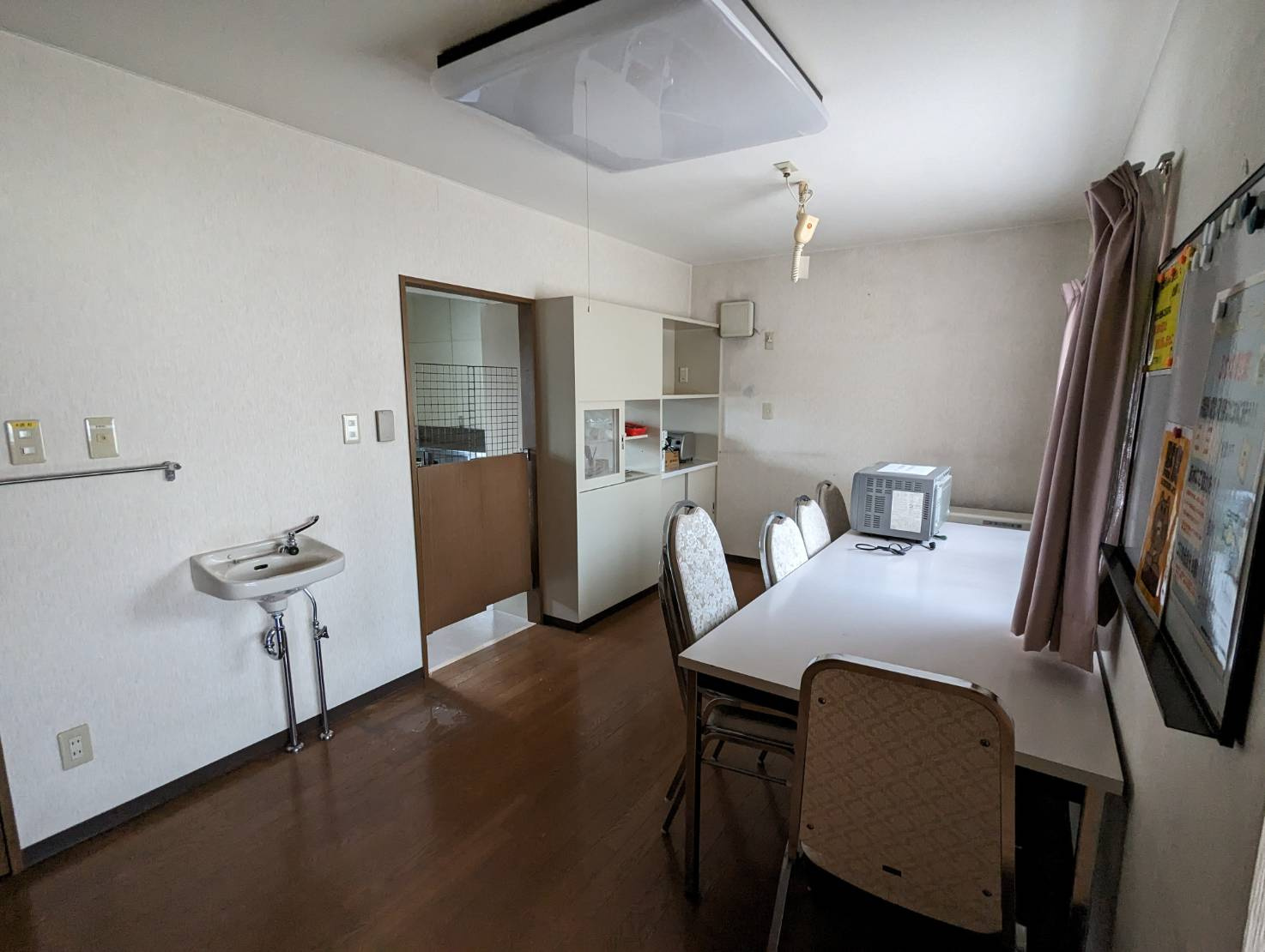 鶴ケ岱マンションのロビー