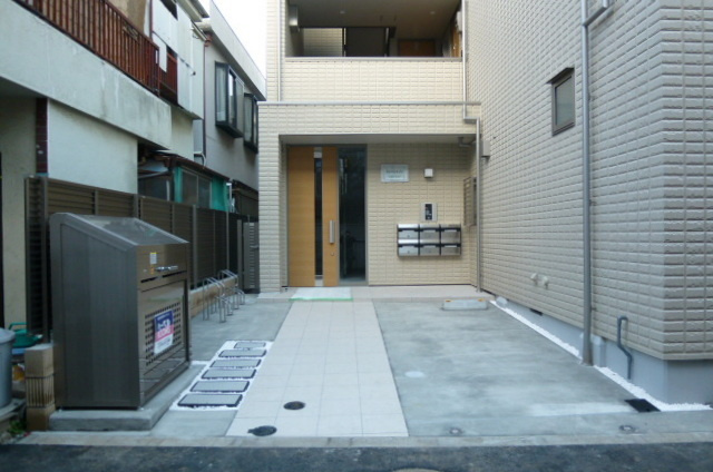 クレールメゾンのロビー|★アプローチ★