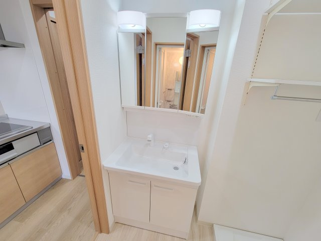 クレアール東岡町の独立洗面台