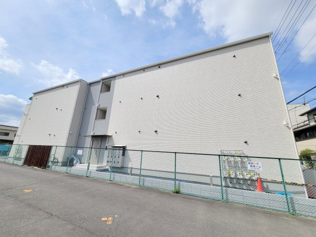 クレアール東岡町の外観