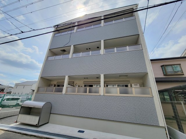 クレアール東岡町の外観