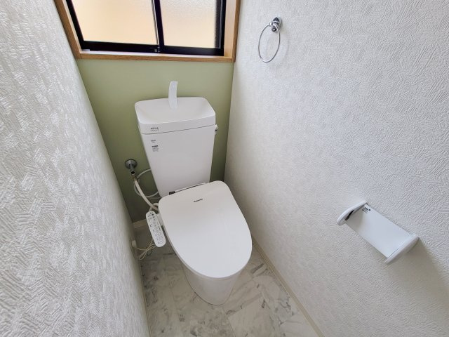 大和郡山市矢田町戸建のトイレ