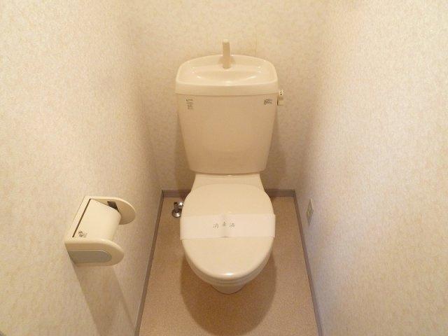 【トイレ】 | ロッシェル北里Ⅱ号棟 | ウォシュレット新設します！