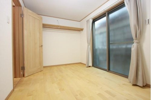 【中古戸建】向日市森本町薮路「向日町駅」3LDKの洋室