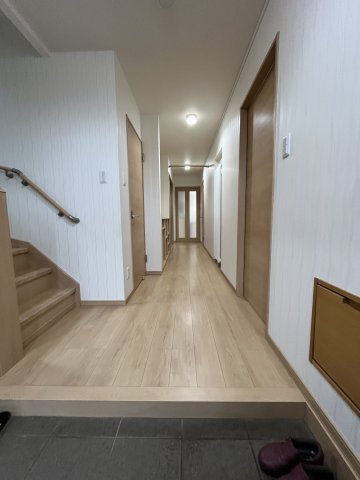 網走市駒場南4丁目6戸建の玄関