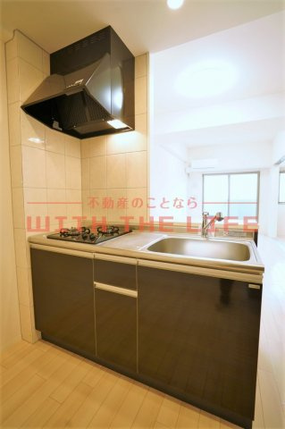 Tiara（ティアラ）本町【キャッシュバック対象物件】のキッチン|きれいなキッチンです