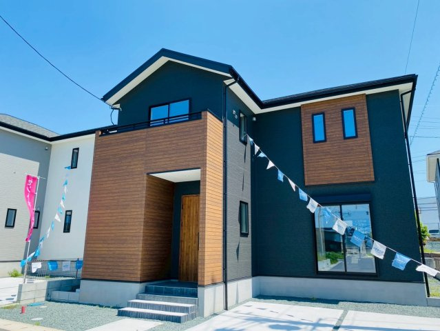 よかタウン／益城町大字広崎2期／２号棟の外観|完成済みの為、即案内可能です♪残り2棟の為、先着順となります