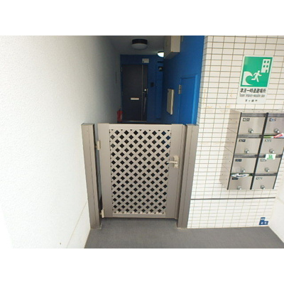 【エントランス】