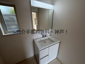 【独立洗面台】 | 神戸市垂水区神陵台７丁目　新築戸建1号地　仲介手数料無料！ | 独立洗面化粧台付き