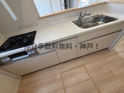 【キッチン】 | 明石市北王子町　新築戸建9号棟　仲介手数料無料！ | お料理しやすいキッチンです