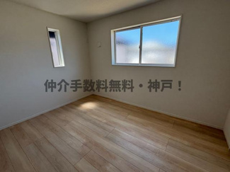 【洋室】 | 明石市北王子町　新築戸建9号棟　仲介手数料無料！ | 個人の部屋や寝室として使える洋室です