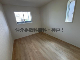 【洋室】 | 明石市北王子町　新築戸建9号棟　仲介手数料無料！ | 個人の部屋や寝室として使える洋室です