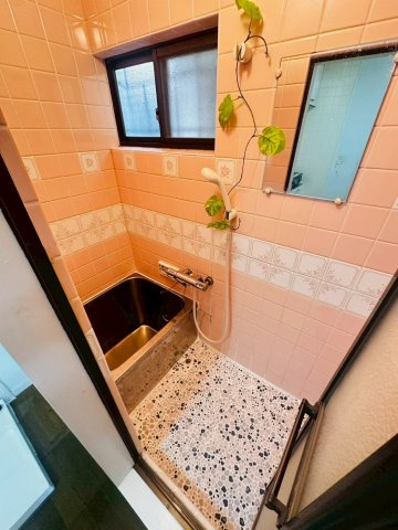 妙法寺東谷テラスハウスの浴室