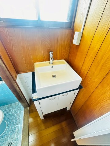 妙法寺東谷テラスハウスの洗面所