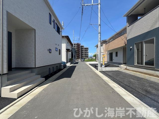 平塚市田村1丁目　売地　全9区画の前面道路含む現地写真|現地外観