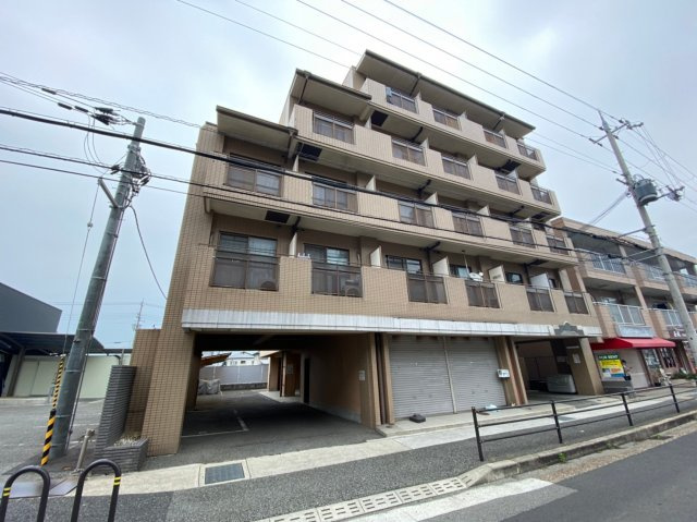 カーサ王塚台の外観