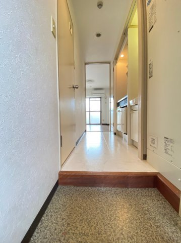 カーサ王塚台の玄関