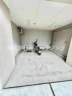 S-RESIDENCE江坂のその他共用部分|バイク置き場