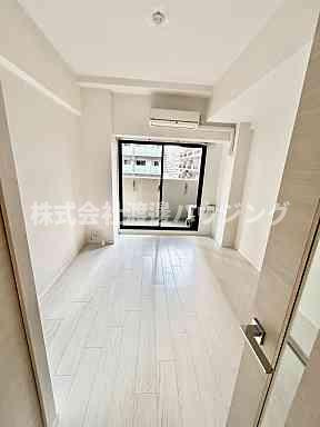 S-RESIDENCE江坂の居間・リビング