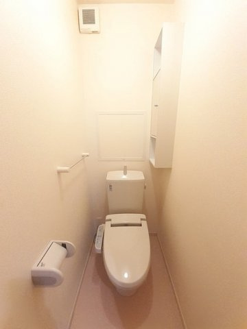 メゾンド・セレーノのトイレ|トイレもきれいです