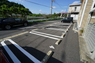 【駐車場】