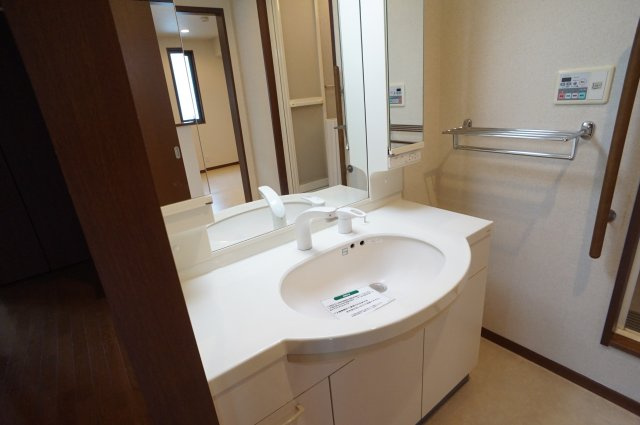 アヴェニール仁川Ⅰの洗面所