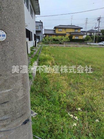 ６５２９５　瑞穂市稲里土地の外観