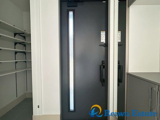 新築戸建　高座郡寒川町田端の玄関