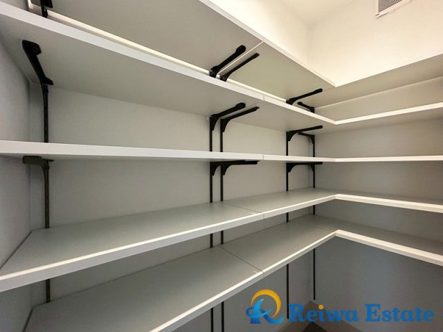 新築戸建　高座郡寒川町田端の収納|靴やアウトドア用品等たっぷり収納できるシューズインクローゼット☆彡