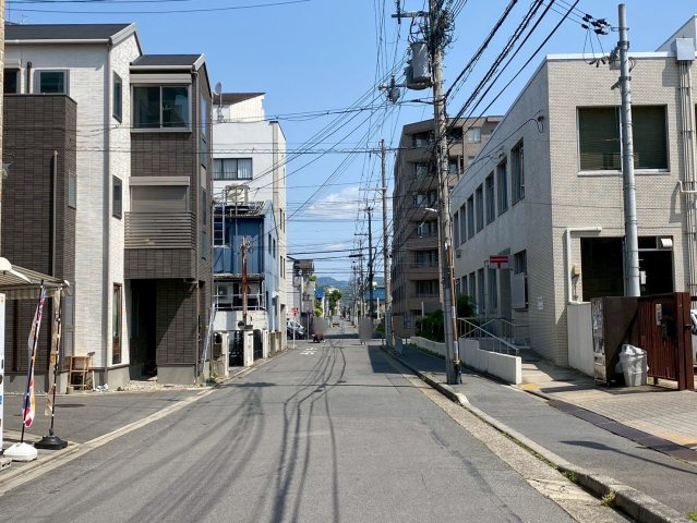 西院清水町の前面道路含む現地写真