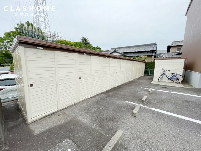 パークサイド秋葉　　刈谷市近郊の賃貸はクラスホーム刈谷店の駐車場