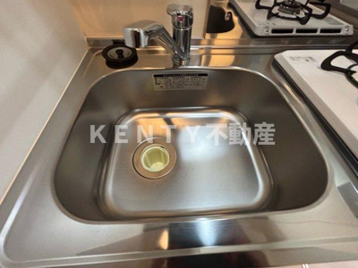 【キッチン】 | アーバンヴィラ久が原 | コンパクトなキッチンで掃除もラクラク