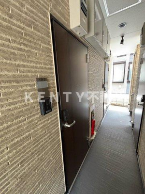 【玄関】 | アーバンヴィラ久が原 | 明るい玄関です