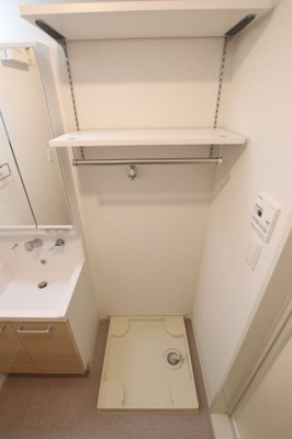 【設備】 | アイマコート初芝 | 室内洗濯機置場