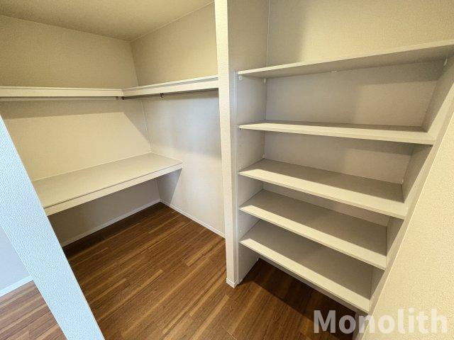 坂の久保ハイツD棟の収納