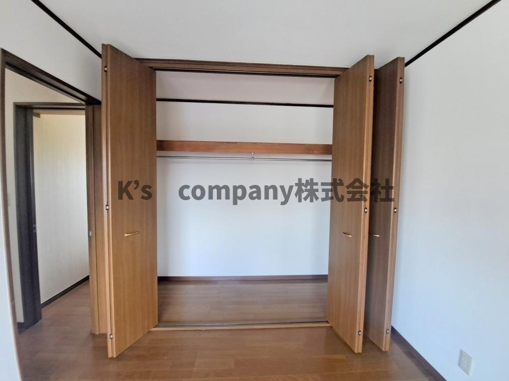 ◎茅ヶ崎市菱沼3丁目　中古戸建の収納|収納力のあるクローゼット☆